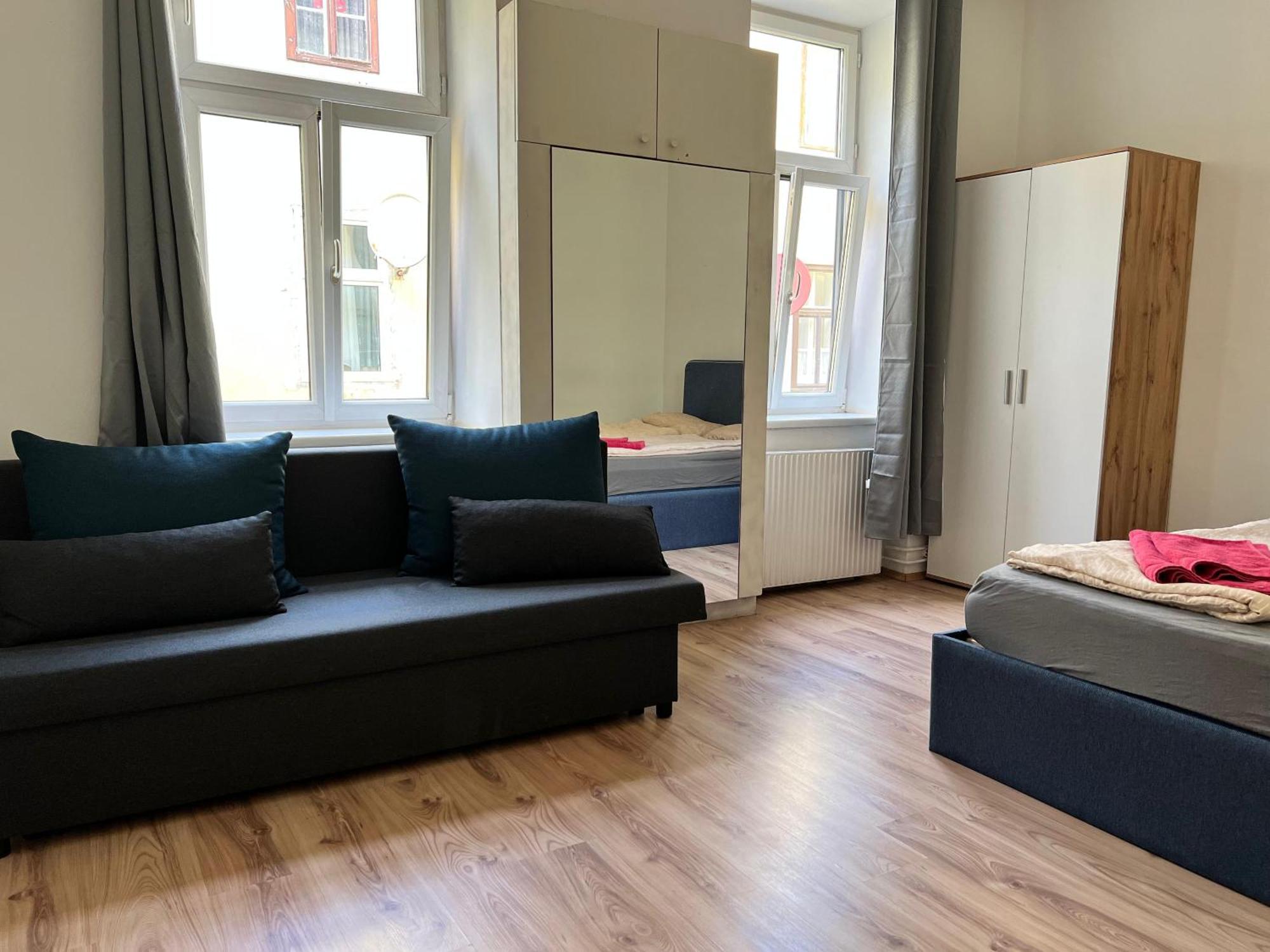 Apartament Cozy 4br Shared Apt.- Near U3/zippererstrasse